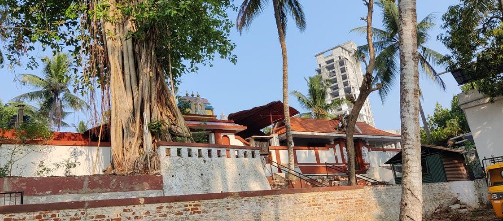 Kadappathala Devi temple, Thiruvananthapuram, Kerala - Vushii.com
